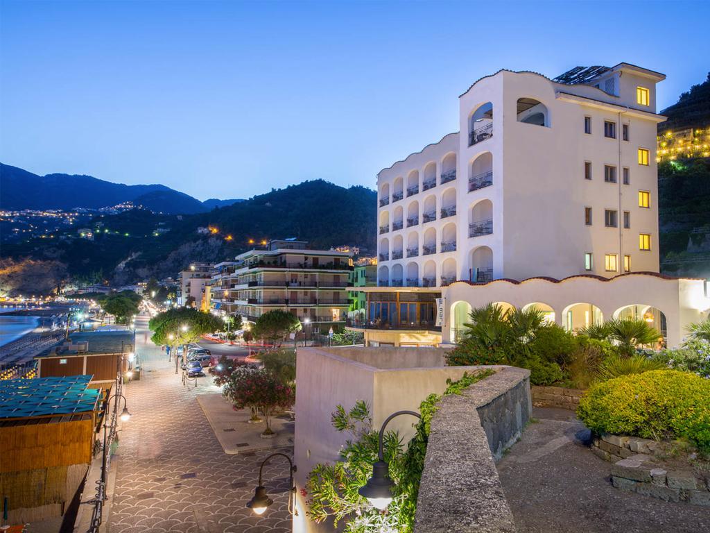 Hotel Sole Splendid Maiori Esterno foto
