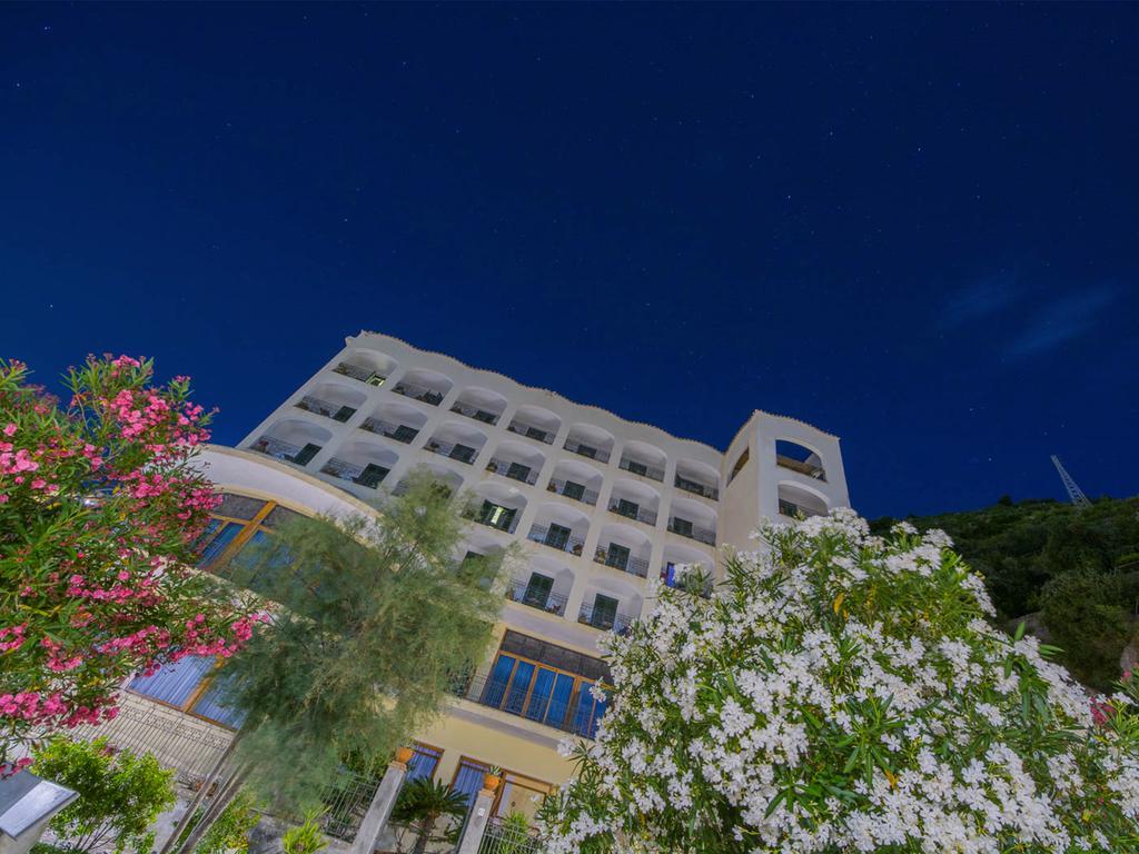 Hotel Sole Splendid Maiori Esterno foto